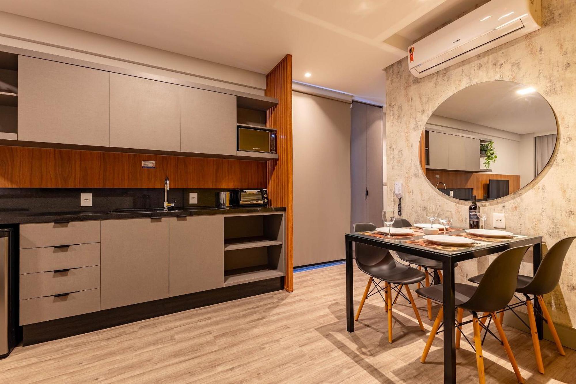 Confortavel Loft Com Vista Para O Mar - Condominio Com Piscina 邦比尼亚斯 外观 照片
